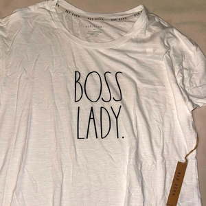 NWT Rae Dunn BOSS LADY‎ Shirt